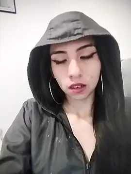 Snapshot of Miha_sophia chatting on October 31, 2:45 am Miha sophia online show from October 31, 2:45 am