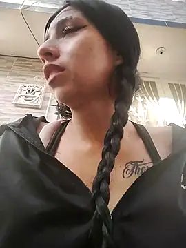 Snapshot of Miha_sophia chatting on November 1, 11:45 am Miha sophia online show from November 1, 11:45 am