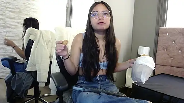  kita online show from November 3, 11:44 am