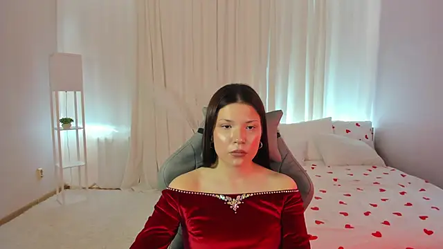 Snapshot of AdelDeRose chatting on October 20, 7:20 am AdelDeRose online show from October 20, 7:20 am