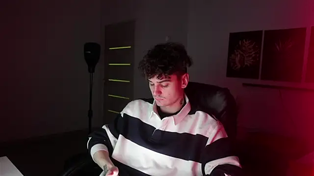 Nick Phillip online show from January 10, 2:41 pm