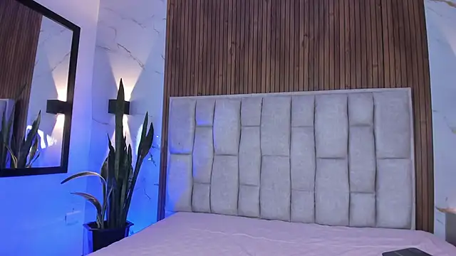 Sassha ferrer online show from February 25, 11:09 am