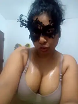 Snapshot of Expose_Queen chatting on July 28, 5:12 pm Expose Queen online show from July 28, 5:12 pm