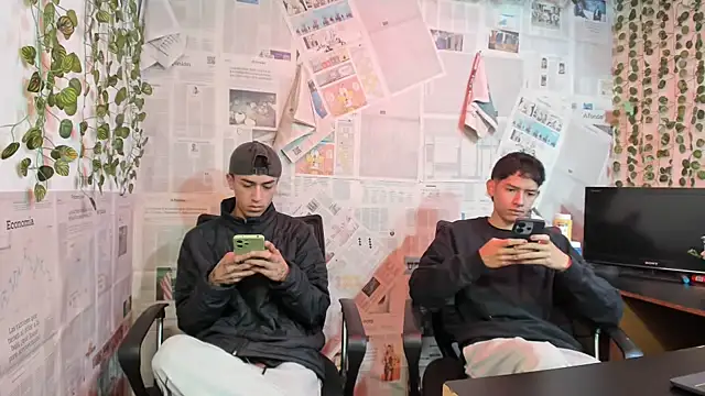 Snapshot of heyy_noah11 chatting on July 9, 1:26 pm heyy noah11 online show from July 9, 1:26 pm
