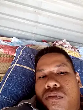 Dothanhthuan555 online show from April 13, 12:38 am