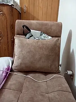 Tanha18 online show from March 5, 2:46 pm