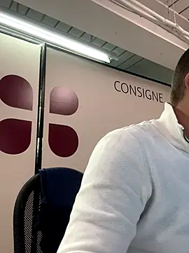 AlexGogo23 online show from October 31, 8:48 am