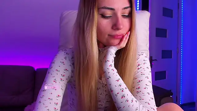 passionka online show from April 10, 7:07 pm