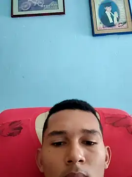 Rayangiss online show from November 18, 3:38 pm