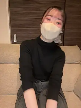 Snapshot of yura_ra_ra chatting on February 16, 12:12 pm yura ra ra online show from February 16, 12:12 pm