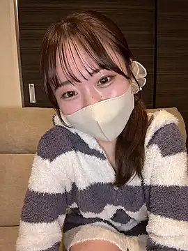 Snapshot of yura_ra_ra chatting on February 21, 11:39 pm yura ra ra online show from February 21, 11:39 pm