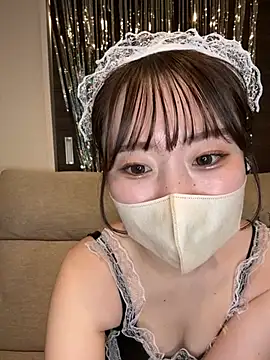 Snapshot of yura_ra_ra chatting on February 28, 2:18 pm yura ra ra online show from February 28, 2:18 pm