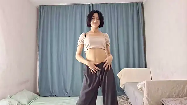 Lyndasilk online show from March 28, 2:16 pm