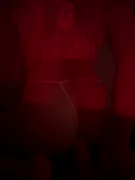 Snapshot of lisa_doll1 chatting on November 7, 8:09 pm lisa doll1 online show from November 7, 8:09 pm