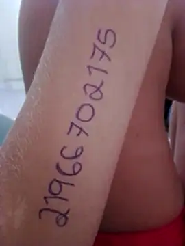 Camilanifeta online show from April 22, 11:34 am