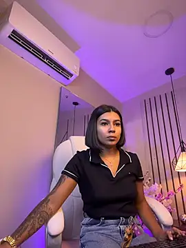 AlyssaRay online show from April 2, 11:41 am