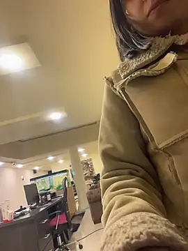 AlyssaRay online show from April 5, 12:02 pm