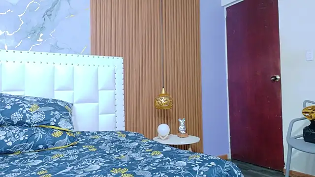 chubbykinkyygirl online show from November 4, 12:48 pm