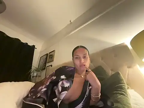 sexygoddessjessy online show from November 23, 8:52 pm