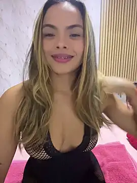 safadinhaquenteW online show from April 4, 4:00 am