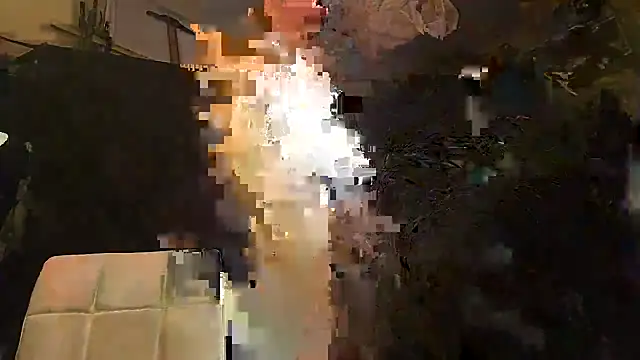 Snapshot of johnnygirthwood chatting on October 12, 4:00 am johnnygirthwood online show from October 12, 4:00 am