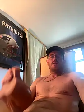 Snapshot of BigDickMike420 chatting on October 17, 10:12 pm BigDickMike420 online show from October 17, 10:12 pm