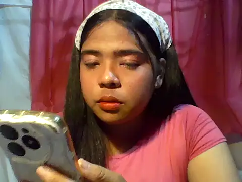 Snapshot of sweet_mai18 chatting on October 21, 12:28 pm sweet mai18 online show from October 21, 12:28 pm