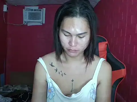 Snapshot of sexychekaiixxx chatting on June 20, 1:36 pm sexychekaiixxx online show from June 20, 1:36 pm