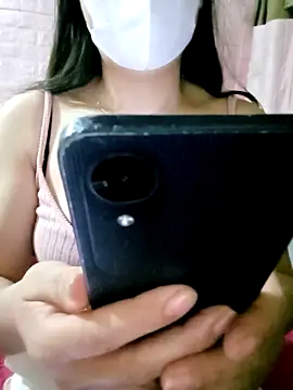 SansanCii online show from October 31, 5:14 pm