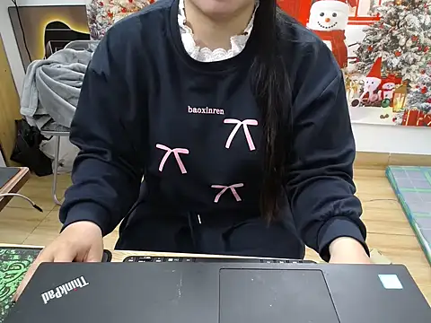 Snapshot of Hanna_Mina chatting on December 22, 10:29 pm Hanna Mina online show from December 22, 10:29 pm