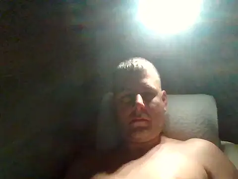 Snapshot of tibci12789 chatting on February 12, 5:57 am tibci12789 online show from February 12, 5:57 am