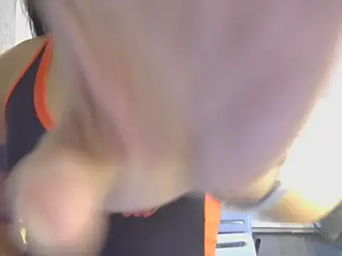 Snapshot of kettie_ chatting on January 17, 2:44 pm kettie online show from January 17, 2:44 pm