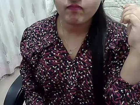 Snapshot of SexyRani2000 chatting on February 8, 8:01 pm SexyRani2000 online show from February 8, 8:01 pm