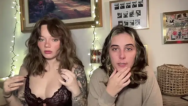 lill daddysgirl online show from December 16, 12:15 am