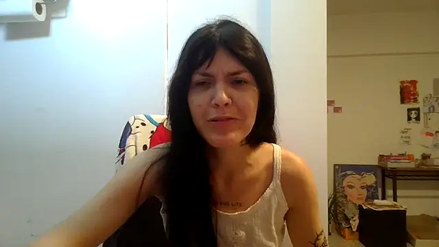 miapink33 online show from February 15, 2:19 am