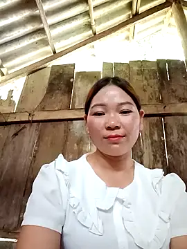 Snapshot of laddy-cute chatting on October 31, 5:52 am laddy-cute online show from October 31, 5:52 am