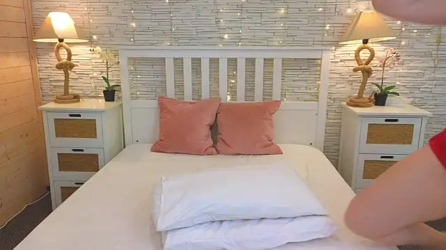 Soft Lilly online show from April 27, 5:27 am