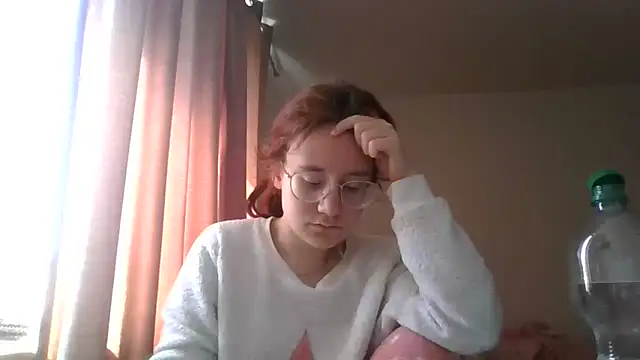 Snapshot of LuckySLove chatting on May 25, 12:55 pm LuckySLove online show from May 25, 12:55 pm