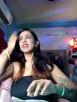 Darling Annie online show from November 1, 7:05 pm