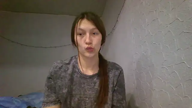 luna tt online show from January 18, 7:39 pm