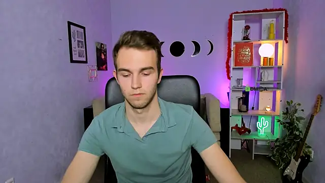 astren villo online show from April 11, 5:17 pm