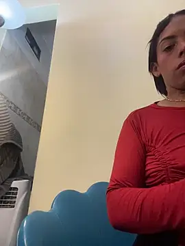 NovaFoxx online show from April 9, 8:03 pm