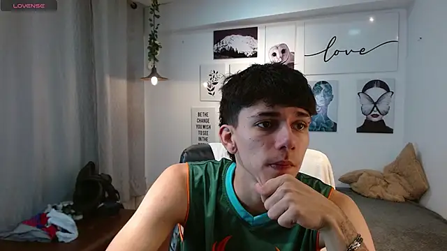 AmethystShadow17 online show from December 4, 5:10 pm