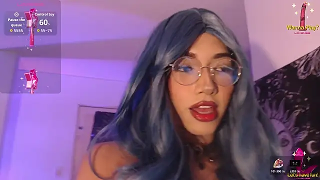 Snapshot of Cute_Aleja chatting on July 9, 12:26 am Cute Aleja online show from July 9, 12:26 am