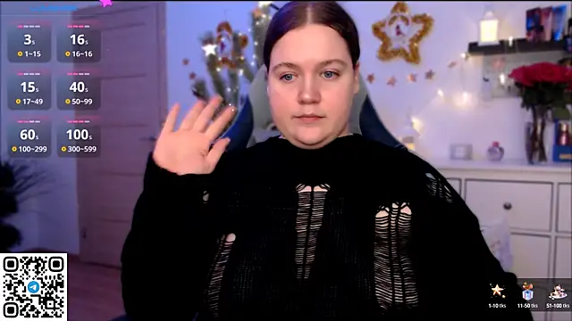 Snapshot of SummerTina chatting on December 21, 6:23 pm SummerTina online show from December 21, 6:23 pm