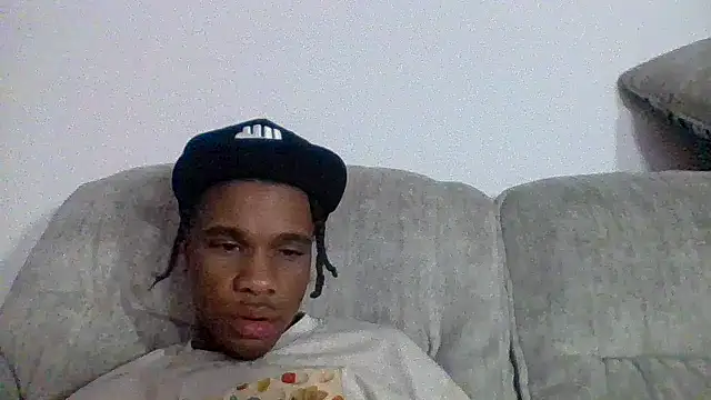 Snapshot of princefreshk chatting on October 22, 8:25 am princefreshk online show from October 22, 8:25 am