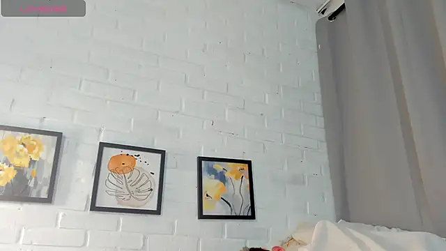 MATEO HUNTER online show from February 14, 8:33 am