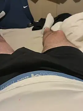 creamydeluxe online show from March 15, 8:26 pm