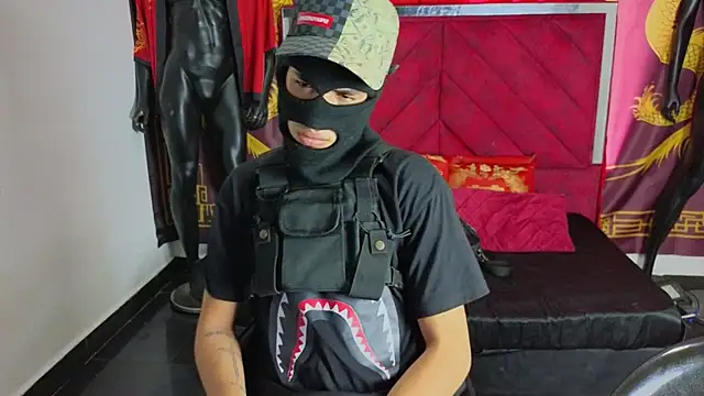 hidden straights online show from October 19, 7:14 pm