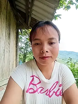 Snapshot of Nguyet2k4 chatting on June 24, 4:22 am Nguyet2k4 online show from June 24, 4:22 am